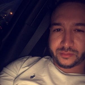 Meet your Posher, Derone